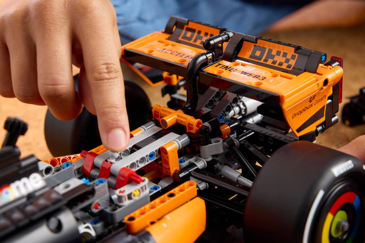 Конструктор LEGO Technic 42228 McLaren MCL39 F1 Car 