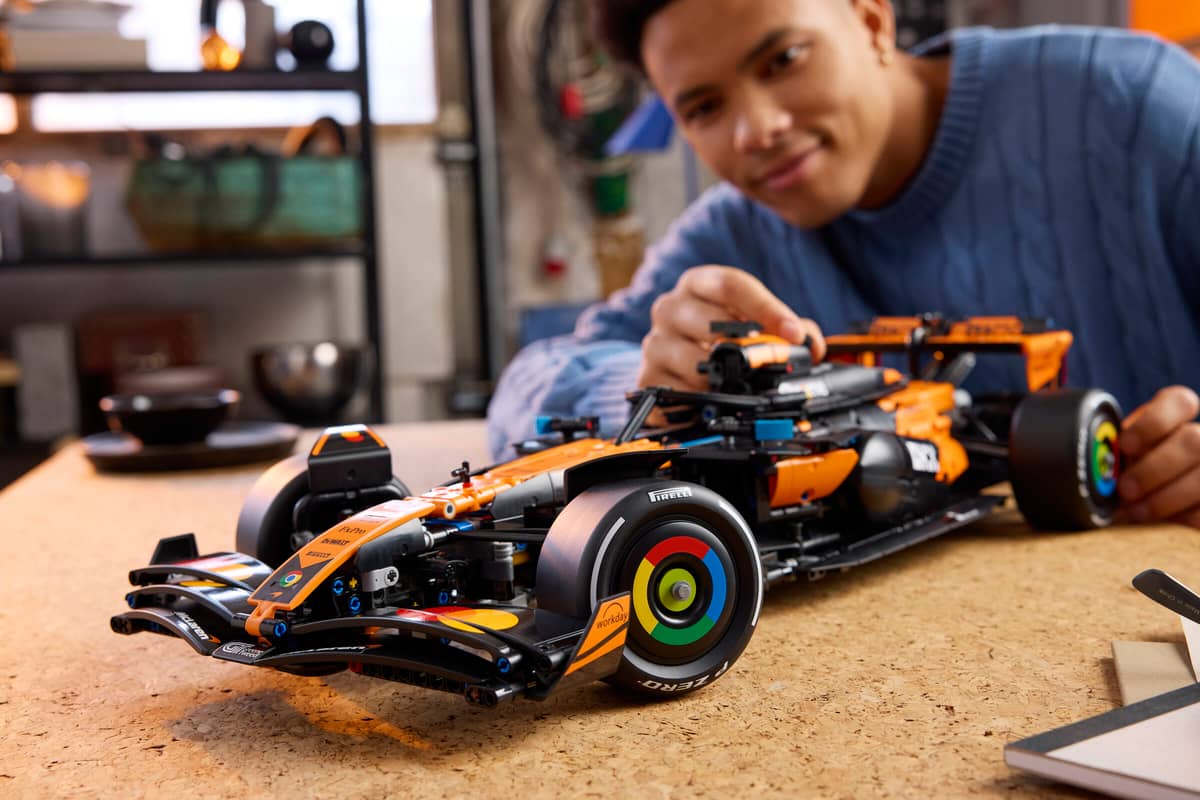 Конструктор LEGO Technic 42228 McLaren MCL39 F1 Car 