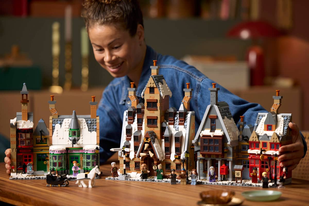 Конструктор LEGO Harry Potter 76457 Hogsmeade Village Collectors' Edition