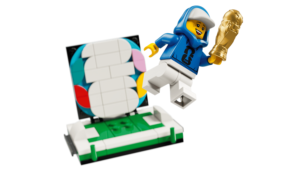 Конструктор LEGO Editions 43020 FIFA World Cup Official Trophy
