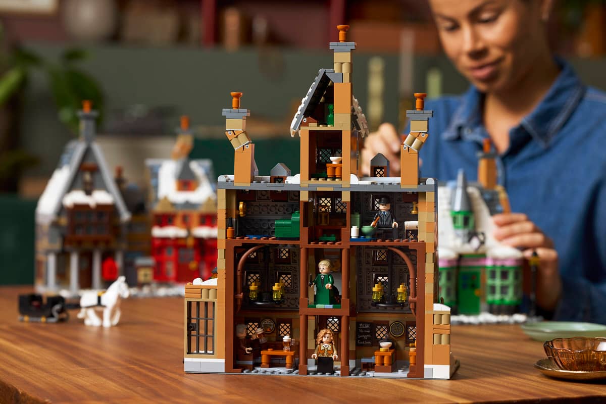Конструктор LEGO Harry Potter 76457 Hogsmeade Village Collectors' Edition