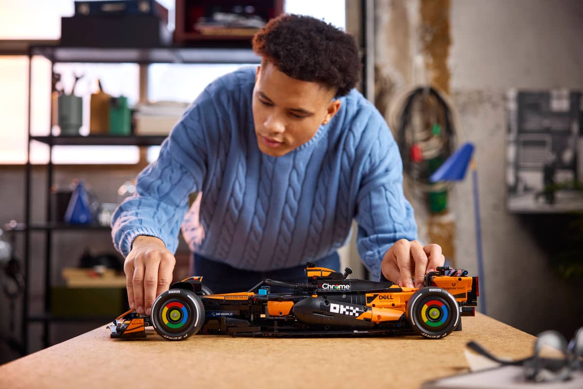 Конструктор LEGO Technic 42228 McLaren MCL39 F1 Car 
