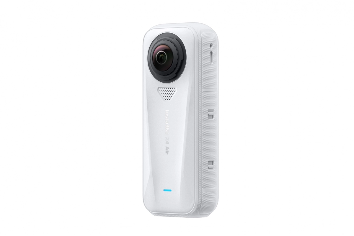 Экшн-камера Insta360 X4 Air Starter Bundle, Белая (Arctic White)